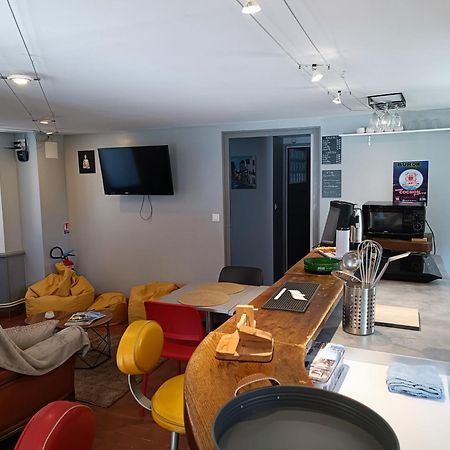 Le Bouddha Besse Bed & Breakfast Bagian luar foto