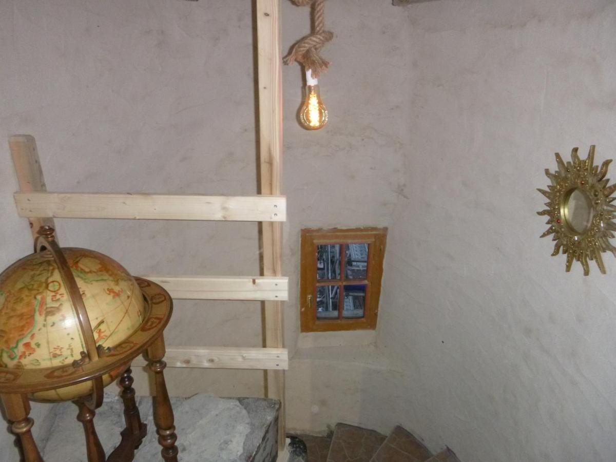 Le Bouddha Besse Bed & Breakfast Bagian luar foto