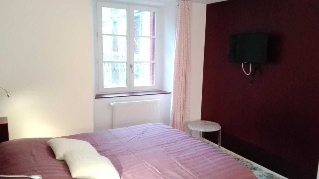 Le Bouddha Besse Bed & Breakfast Bagian luar foto