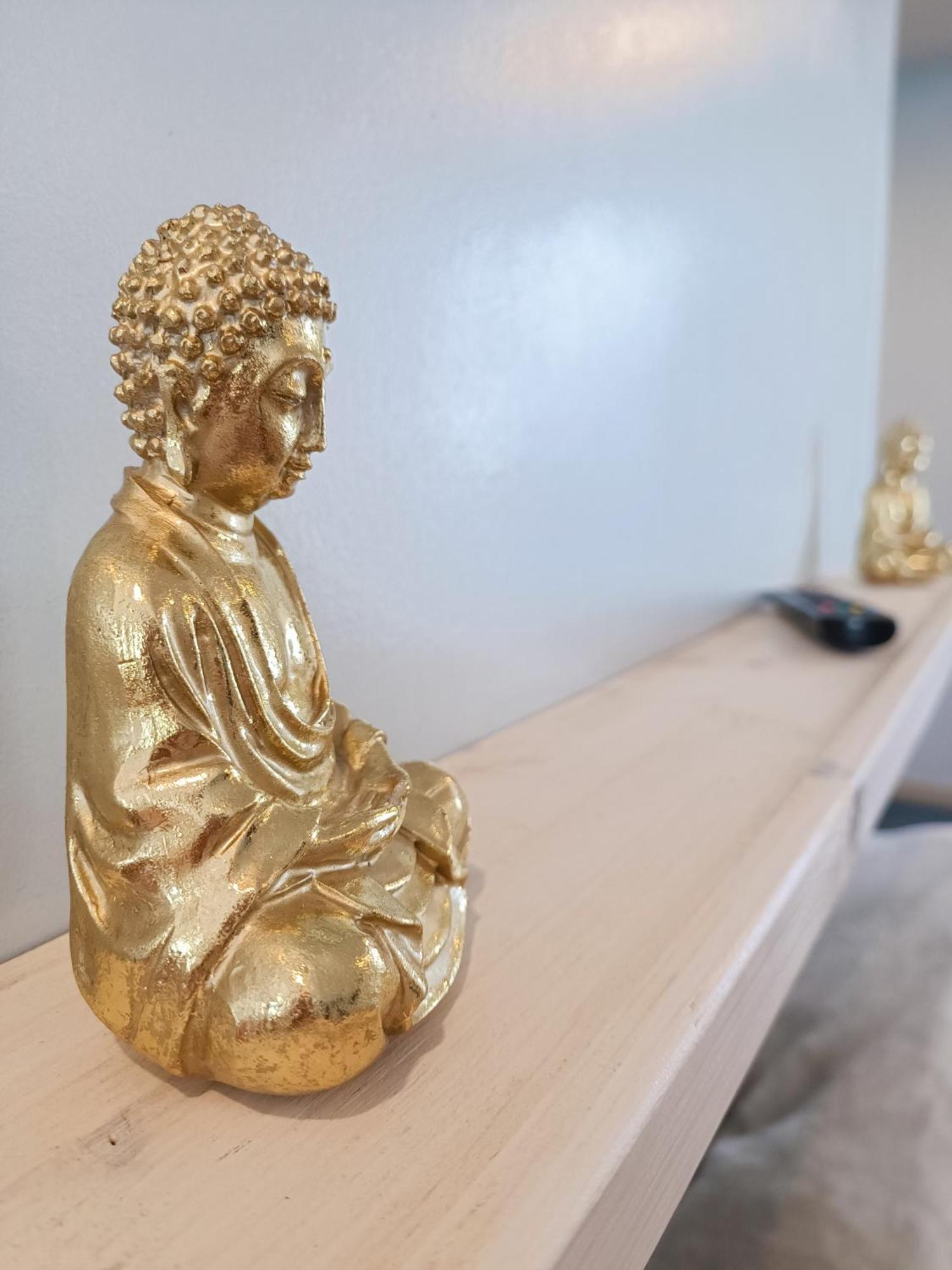 Le Bouddha Besse Bed & Breakfast Bagian luar foto